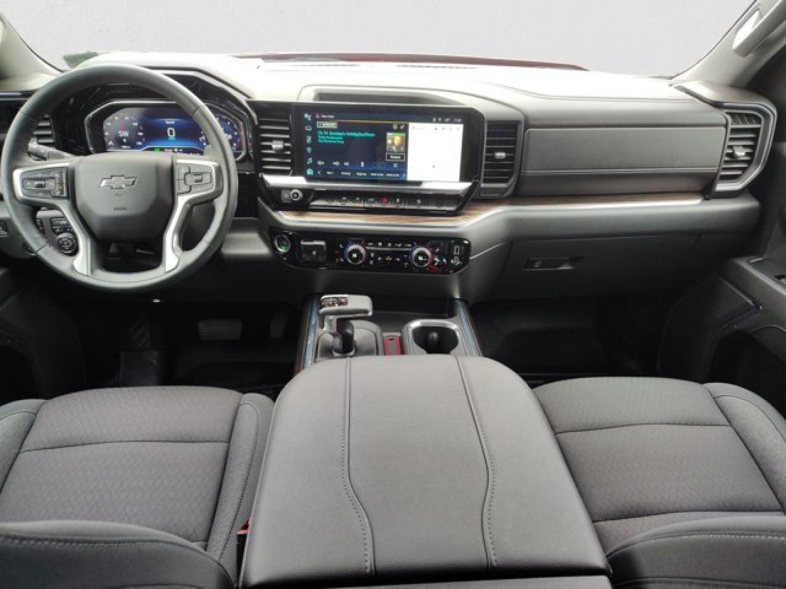 Used 2023 Chevrolet Silverado 1500 RST w/ Z71 Off-Road Package AWD/4WD image 13