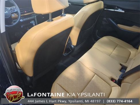 Certified 2025 Kia Seltos EX w/ EX Sunroof Package image 27