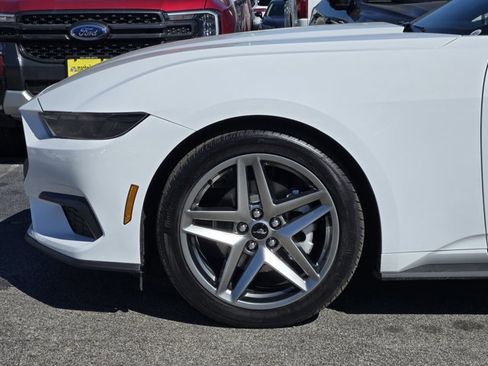 Certified 2026 Ford Mustang Coupe image 8