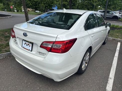 Used 2017 Subaru Legacy 2.5i Premium AWD/4WD image 4