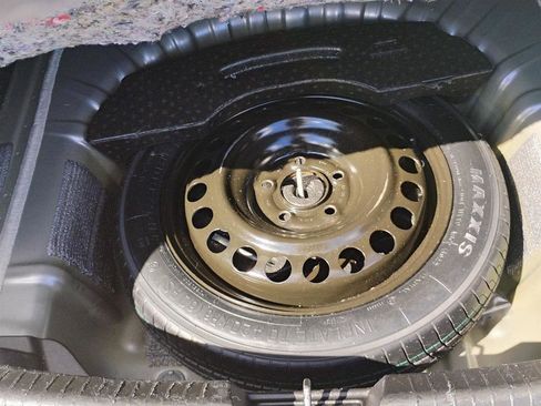 Used 2023 Chevrolet Malibu LT image 11