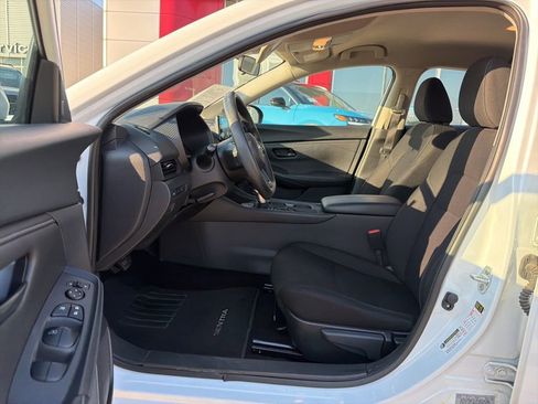 Used 2024 Nissan Sentra S FWD image 13