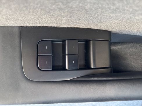 Used 2024 Tesla Model 3 Long Range image 18