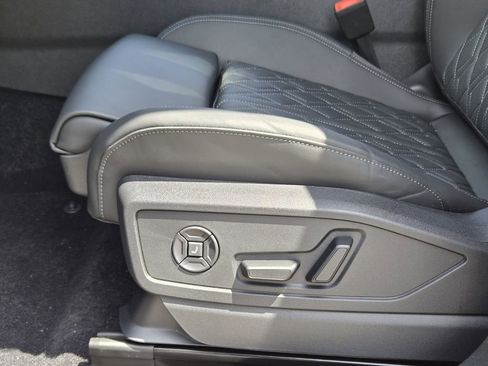 New 2026 Audi SQ5 Premium Plus AWD/4WD image 28