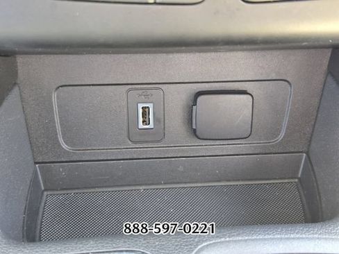Used 2019 Ford Escape Titanium FWD image 26