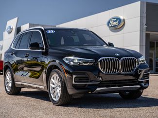 Used 2023 BMW X5 xDrive40i w/ Premium Package video 1