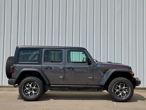 Used 2023 Jeep Wrangler Unlimited Rubicon w/ Dual Top Group AWD/4WD image 7