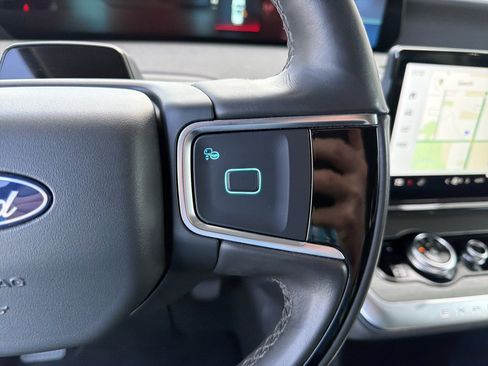 Certified 2025 Ford Expedition Max Platinum image 71