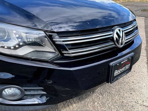 Used 2016 Volkswagen Tiguan SE AWD/4WD image 32