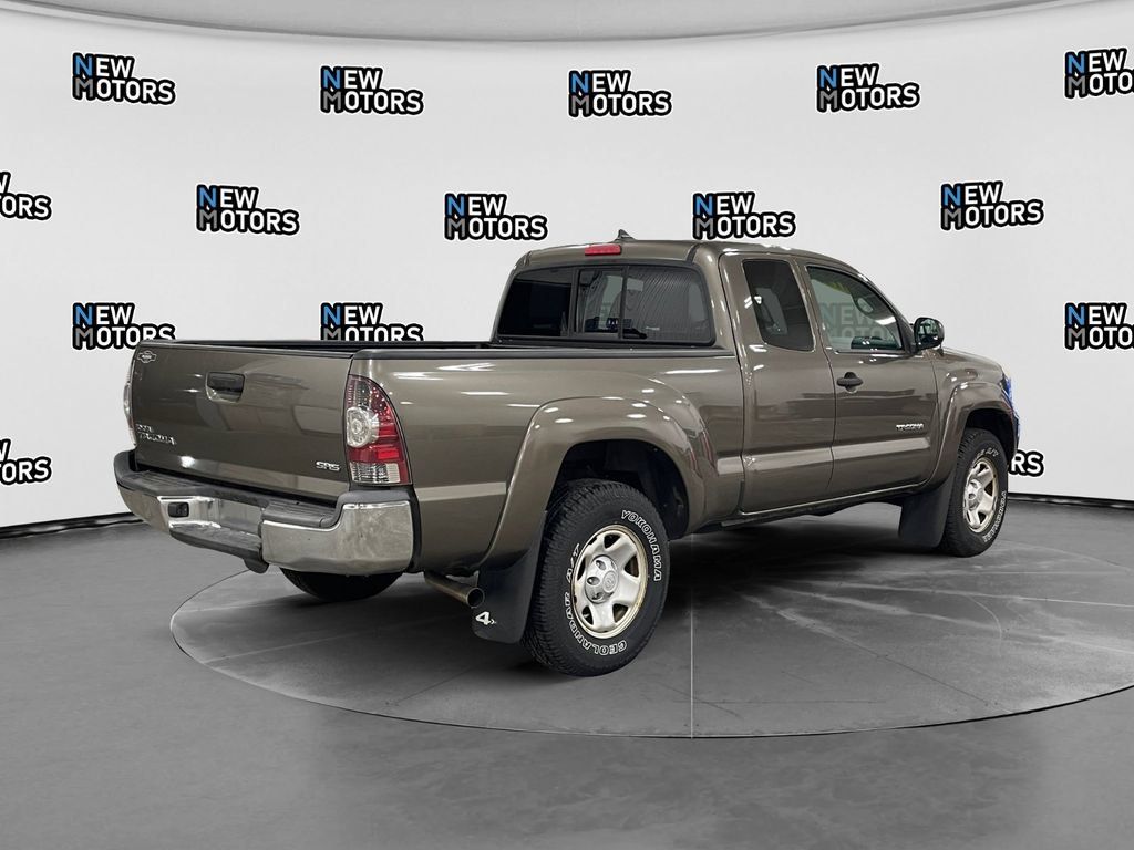 Used 2012 Toyota Tacoma 4x4 Access Cab w/ SR5 Pkg image 5