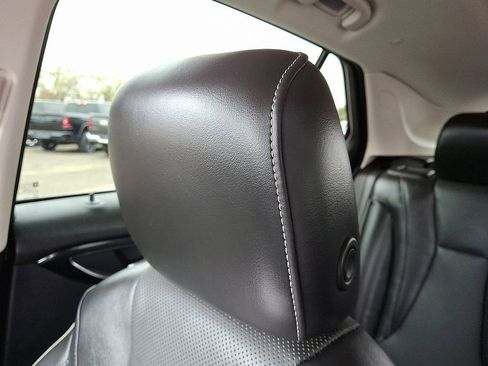 Used 2021 Buick Envision Essence w/ Sport Touring Package image 18