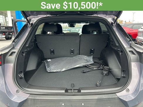 New 2026 Chevrolet Equinox EV LT image 24