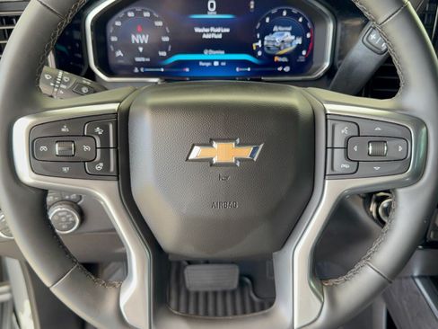 Used 2026 Chevrolet Silverado 2500 LTZ w/ LTZ Texas Edition AWD/4WD image 10