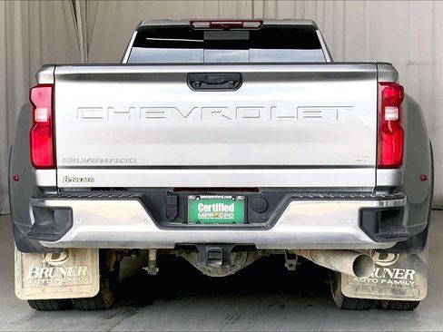 Used 2025 Chevrolet Silverado 3500 LT w/ Safety Package AWD/4WD image 4