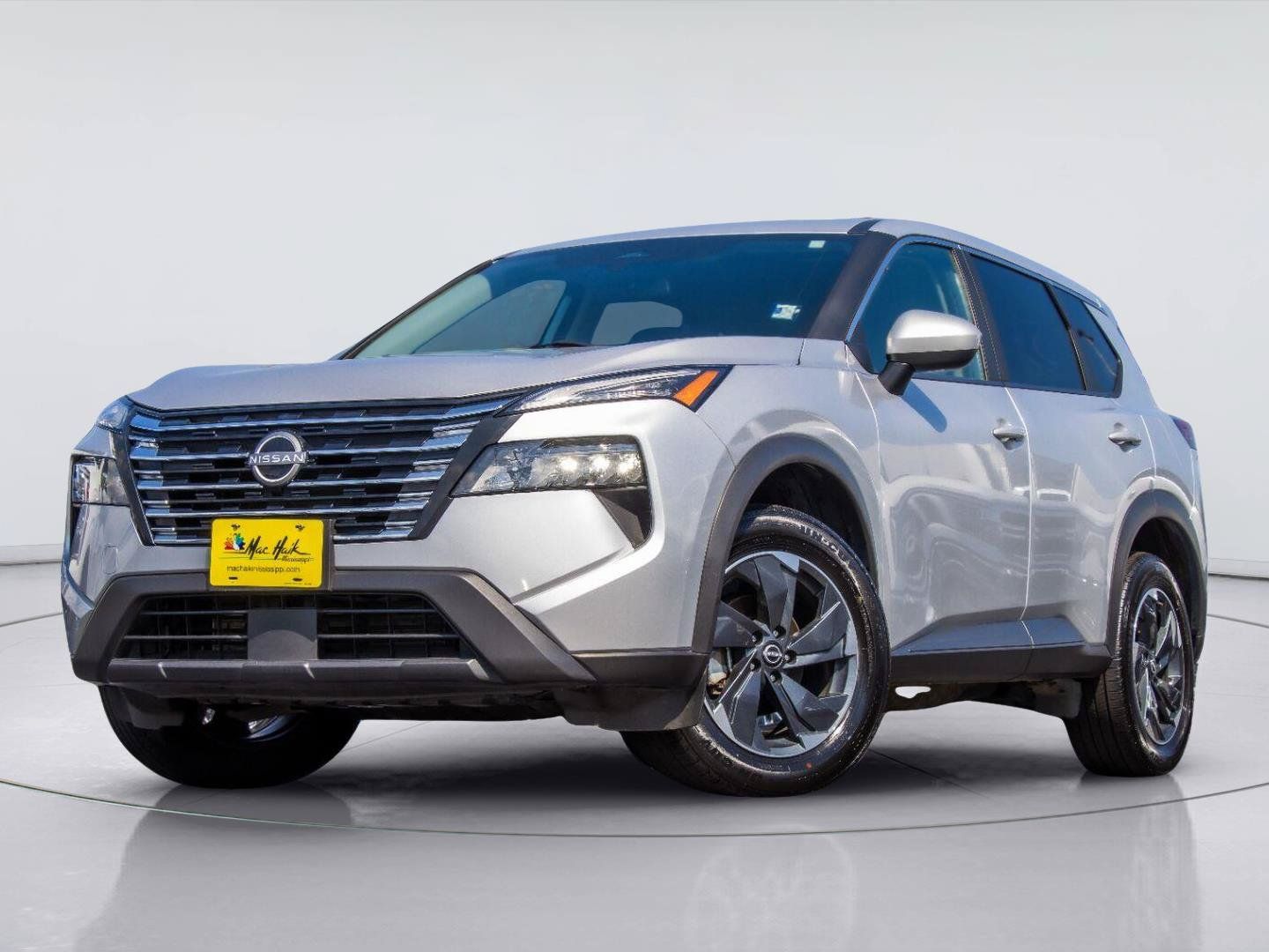 Used 2024 Nissan Rogue SV AWD/4WD image 1