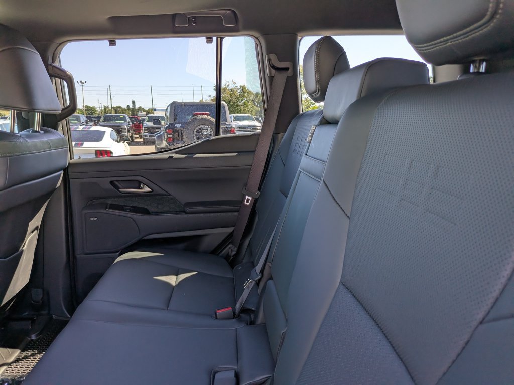 Used 2026 Lexus GX 550 AWD/4WD image 18