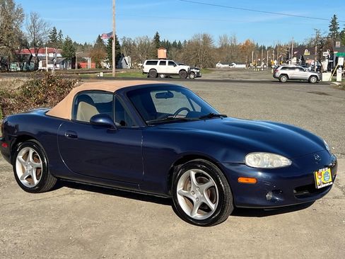 Used 2001 MAZDA MX-5 Miata image 20