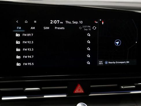 Used 2025 Hyundai Elantra SEL FWD image 4
