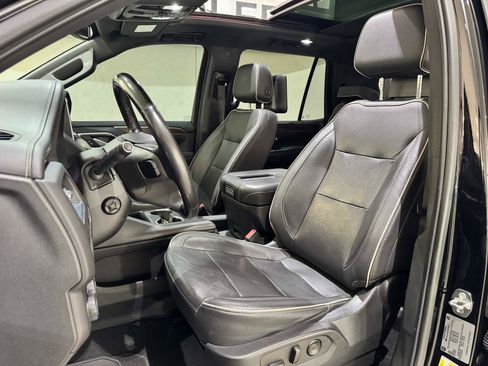 Used 2021 Chevrolet Tahoe Premier RWD image 13