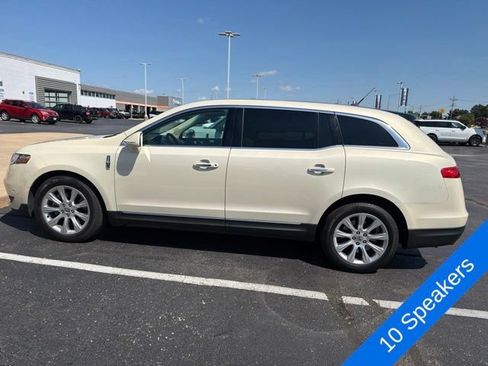 Used 2014 Lincoln MKT AWD w/ Equipment Group 201A image 9