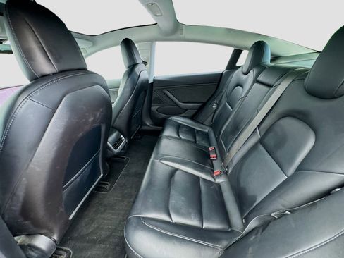 Used 2018 Tesla Model 3 Long Range image 16