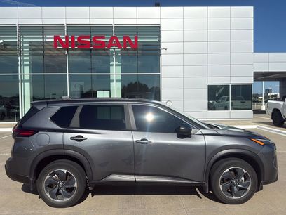 Used 2025 Nissan Rogue SV