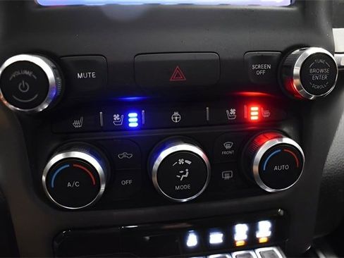 Used 2020 RAM 1500 Laramie w/ Sport Appearance Package image 21