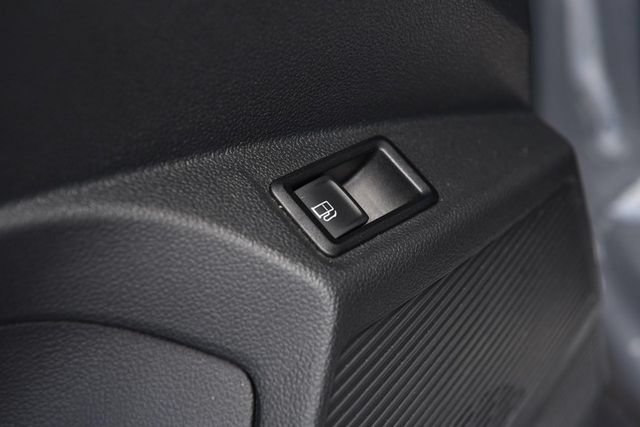Certified 2023 Volkswagen Taos SE AWD/4WD image 9