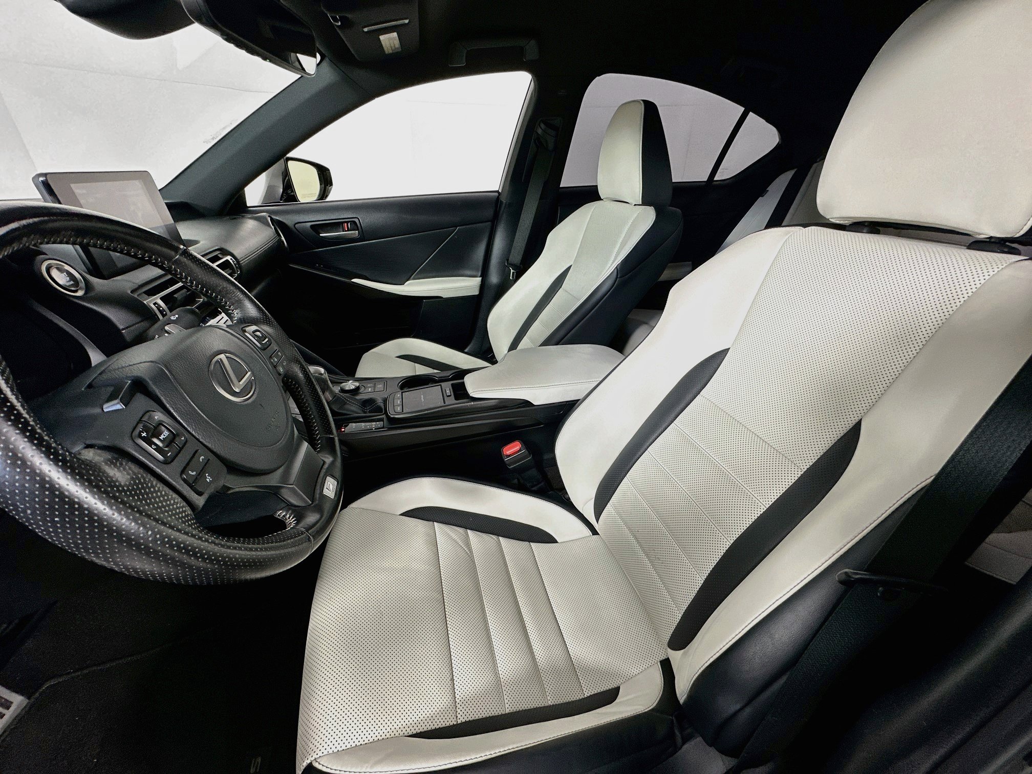 Used 2021 Lexus IS 350 F Sport w/ Accessory Package RWD image 20