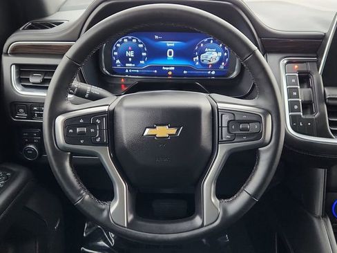 Used 2023 Chevrolet Suburban LT w/ LT Signature Plus Package AWD/4WD image 38