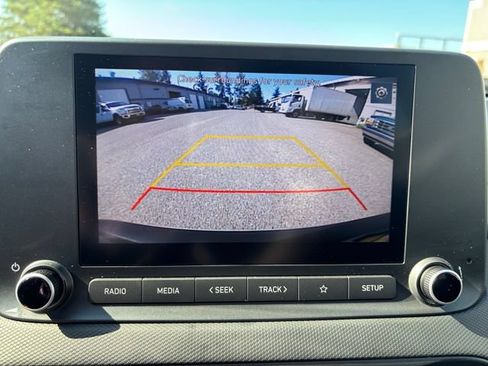 Used 2022 Hyundai Kona SEL w/ Convenience Package AWD/4WD image 16