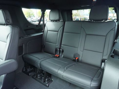 New 2026 GMC Yukon XL Denali image 10