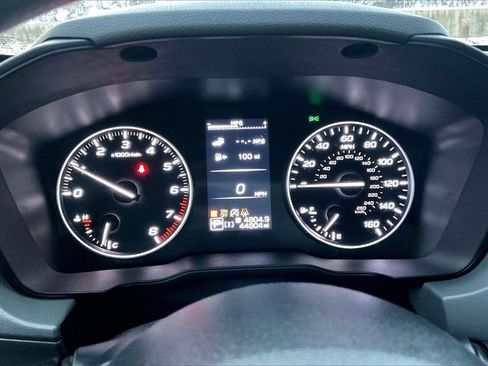 Used 2024 Subaru Crosstrek 2.0i Premium image 20