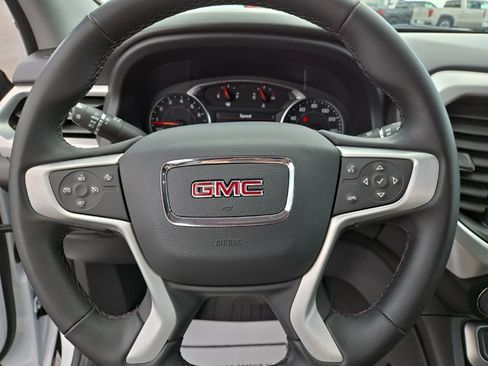 Certified 2023 GMC Acadia SLT AWD/4WD image 20
