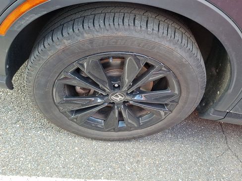 Used 2023 Honda CR-V Sport Touring image 4