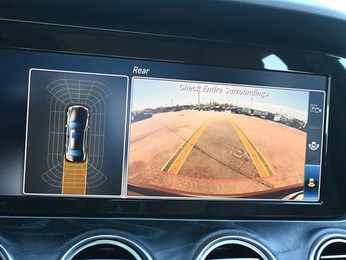 Used 2018 Mercedes-Benz E 300 E 300 image 14