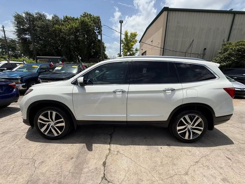 Used 2016 Honda Pilot Touring image 4