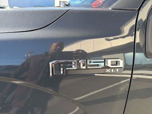 Used 2016 Ford F150 XLT w/ Equipment Group 302A Luxury image 4