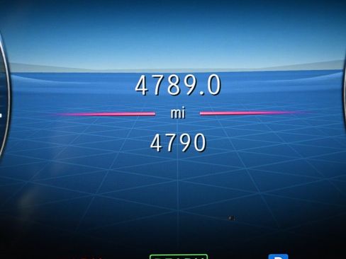 Certified 2025 Mercedes-Benz GLE 450e 4MATIC image 12