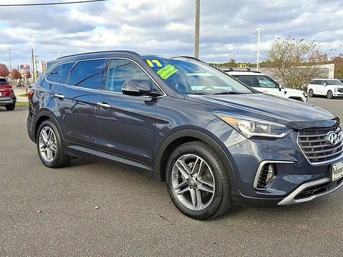 Used 2017 Hyundai Santa Fe SE Ultimate w/ SE Ultimate Tech Package 03 image 2