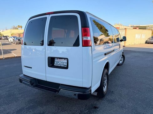 Used 2024 Chevrolet Express 3500 LT w/ LT Preferred Equipment Group RWD image 19