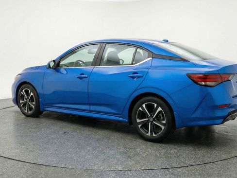 Used 2025 Nissan Sentra SV image 6