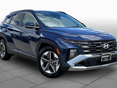 Certified 2025 Hyundai Tucson SEL image 3