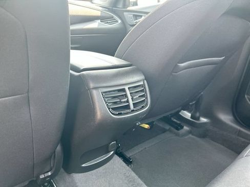 Used 2024 Chevrolet Malibu LT FWD image 20