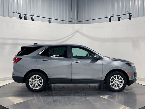 Used 2024 Chevrolet Equinox LT AWD/4WD image 10