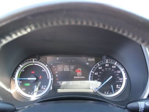 Used 2022 Toyota Highlander XLE AWD/4WD image 24