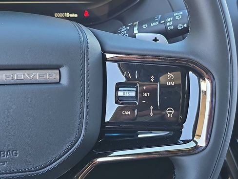 New 2026 Land Rover Range Rover Sport Dynamic SE AWD/4WD image 19