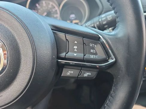 Used 2018 MAZDA CX-5 Touring w/ Preferred Equipment Package FWD image 21