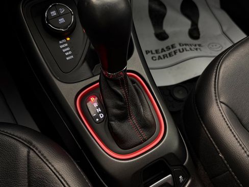 Used 2017 Jeep Compass Trailhawk w/ Navigation Group image 16