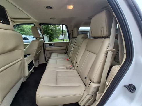 Used 2015 Ford Expedition Limited w/ Equipment Group 301A RWD image 22